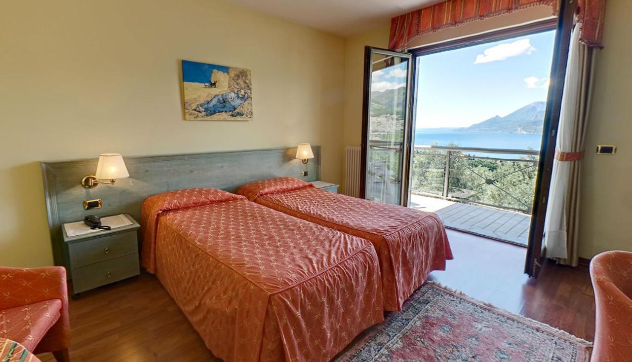 Hotel Bellavista Μαλτσεζίνε Εξωτερικό φωτογραφία