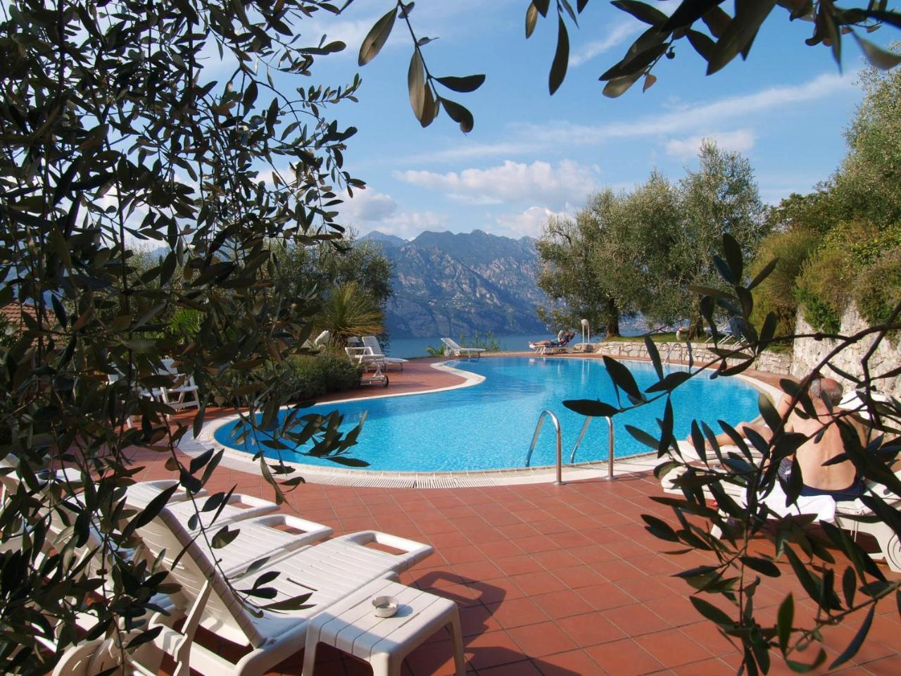 Hotel Bellavista Μαλτσεζίνε Εξωτερικό φωτογραφία